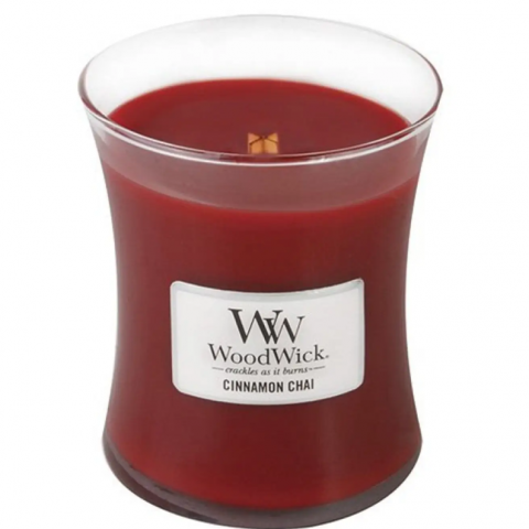 Ароматическая свеча с ароматом ванили и корицы
